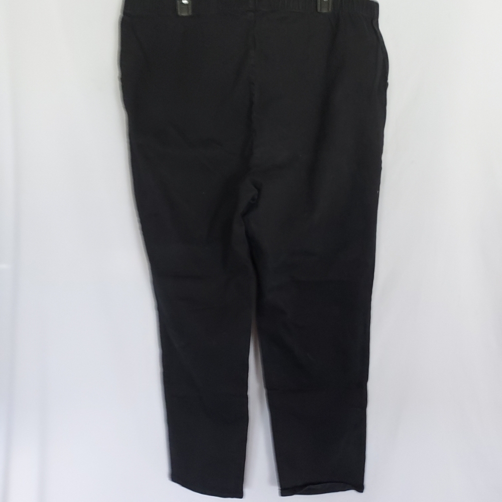 Womans Black Jeans - Picture 5 of 6